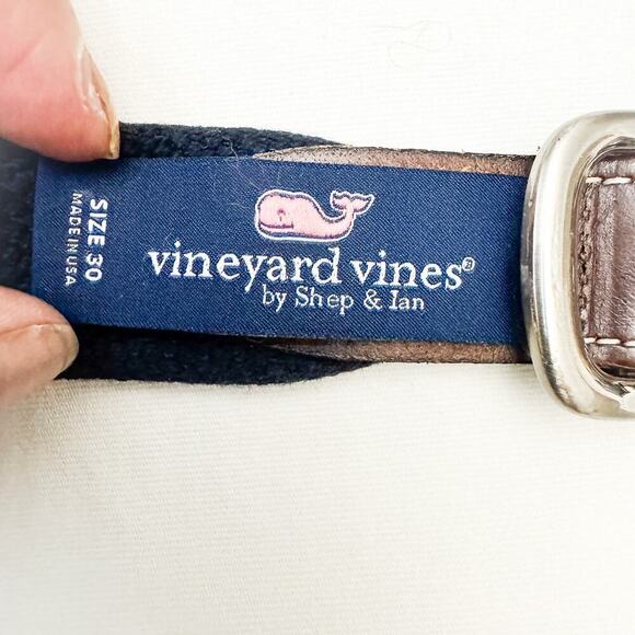 Vineyard Vines Whale Printed Navy Belt Brown Leather Accents Size 30